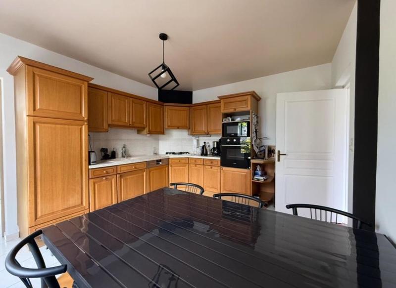 Maison - 142 m² - 6 pièces