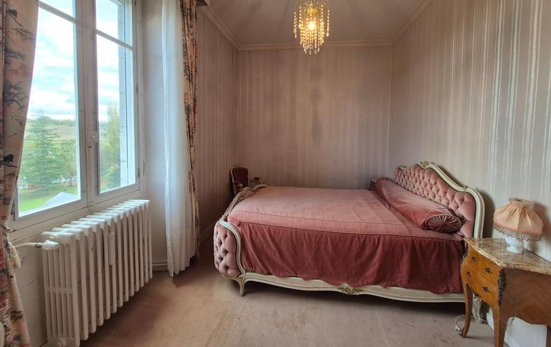 Maison - 197 m² - 10 pièces