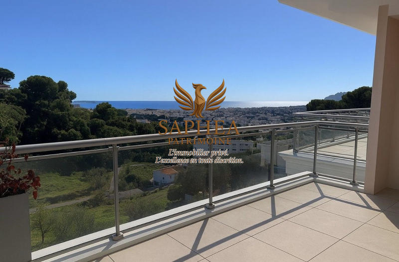 Appartement - 158 m² - 5 pièces