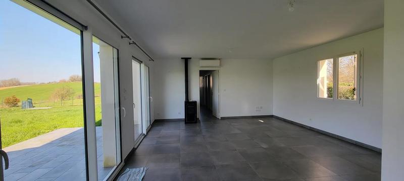 Maison - 107 m² - 5 pièces