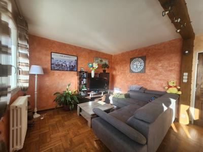 Appartement - 64 m² - 4 pièces