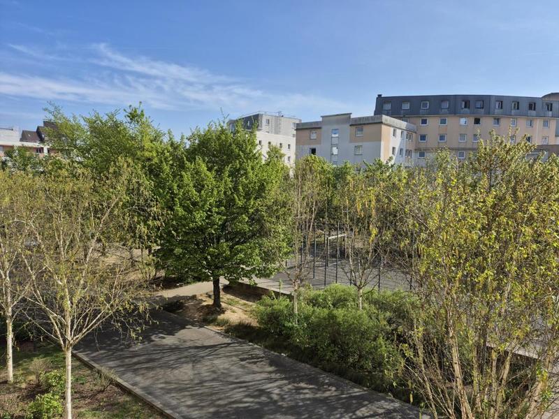 Appartement - 77 m² - 4 pièces