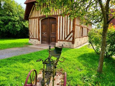 Maison - 200 m² - 7 pièces