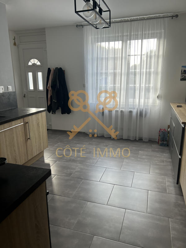 Maison - 100 m² - 4 pièces