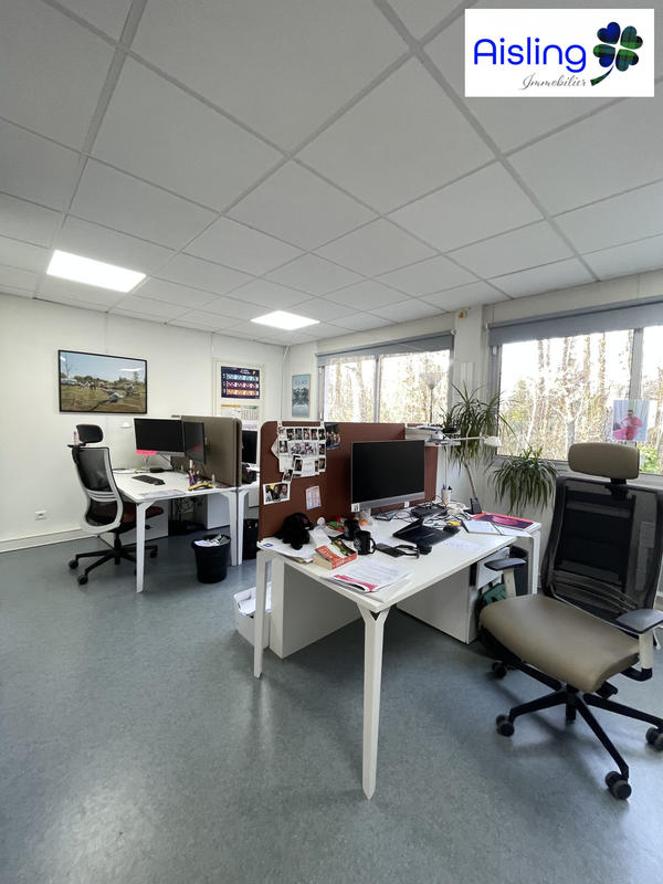 Bureau - 270 m²