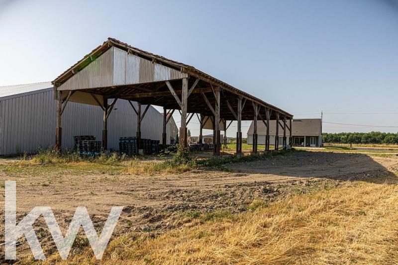 Maison - 3 200 m² - 5 pièces