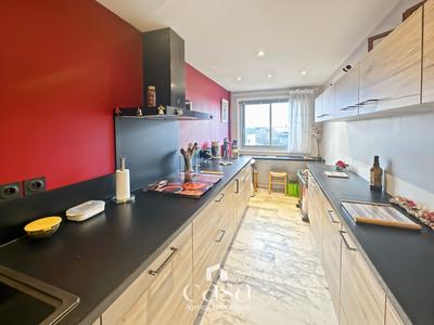 Appartement - 88 m² - 5 pièces