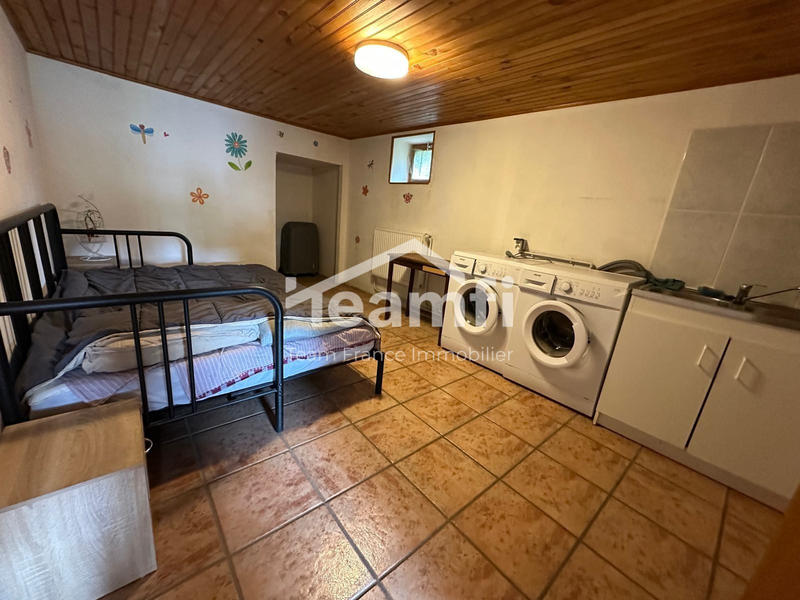 Maison - 200 m² - 7 pièces