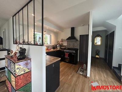 Maison - 138 m² - 4 pièces