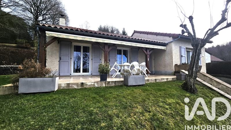 Maison - 96 m² - 4 pièces