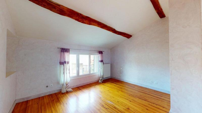 Maison - 177 m² - 6 pièces