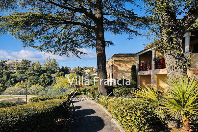 Appartement - 35 m² - 3 pièces