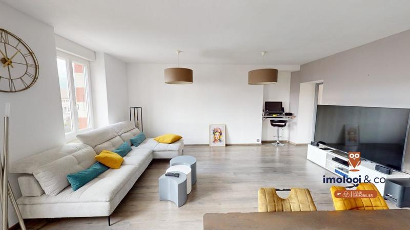 Appartement - 105 m² - 5 pièces