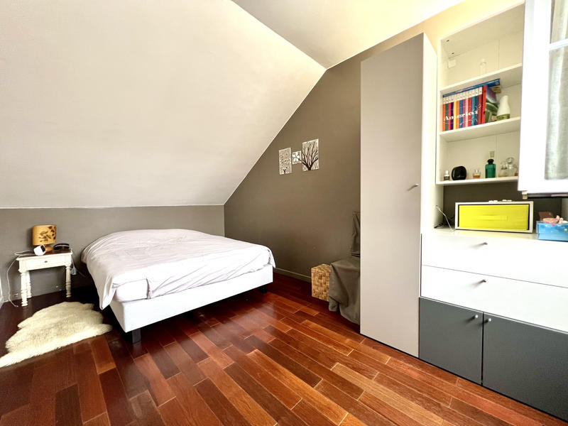 Maison - 89 m² - 5 pièces