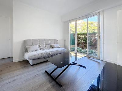 Studio - 24 m² - 1 pièce