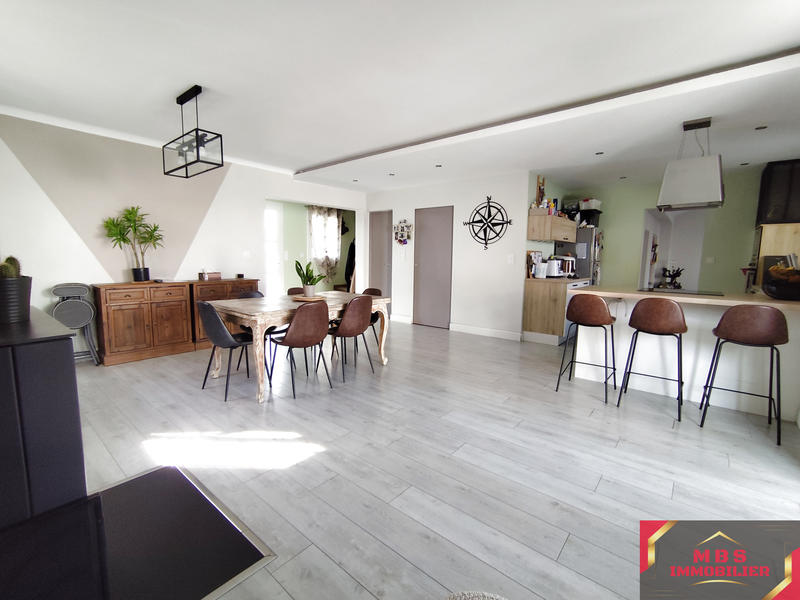 Maison - 123 m² - 6 pièces