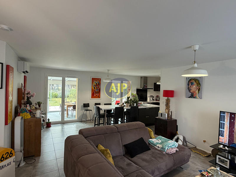 Maison - 134 m² - 5 pièces