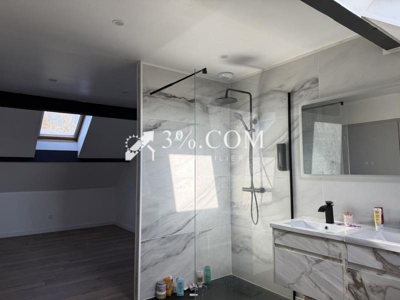 Maison - 108 m² - 4 pièces