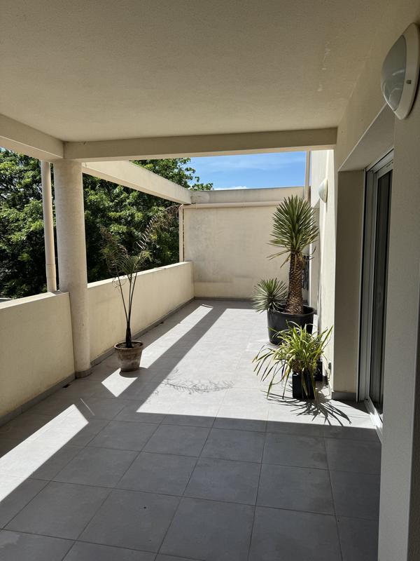 Appartement - 90 m² - 4 pièces