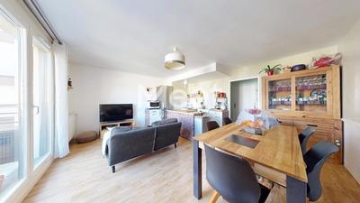 Appartement - 89 m² - 4 pièces