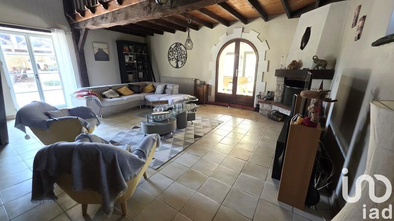 Maison - 283 m² - 9 pièces