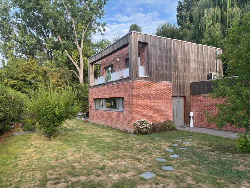 Maison - 145 m² - 5 pièces