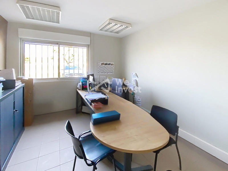 Local commercial - 840 m²