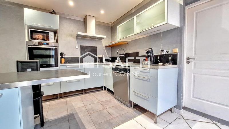 Maison - 105 m² - 4 pièces