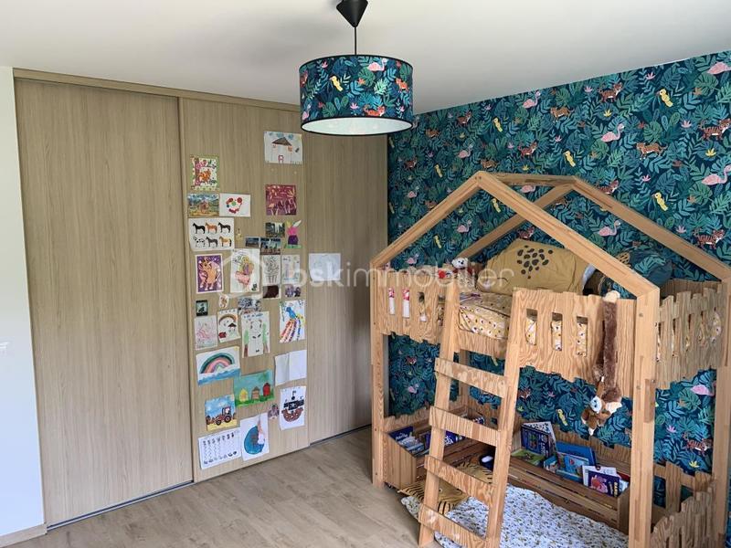 Maison traditionnelle - 159 m² - 6 pièces