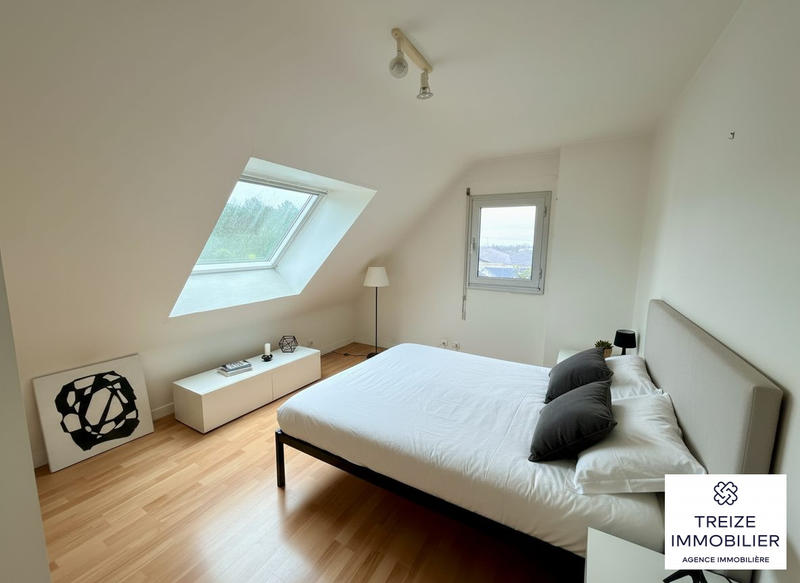 Maison traditionnelle - 97 m² - 5 pièces