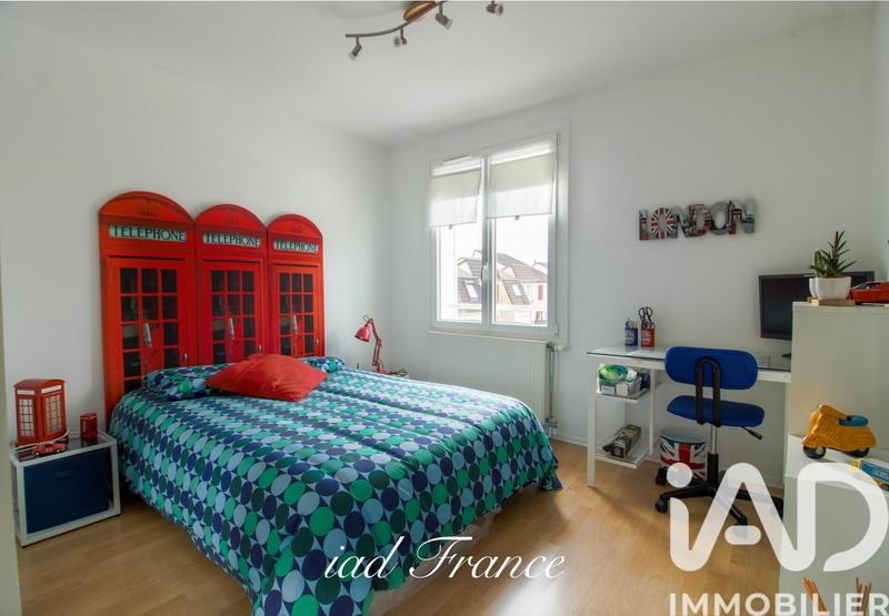 Maison - 94 m² - 6 pièces