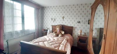 Maison - 215 m² - 8 pièces