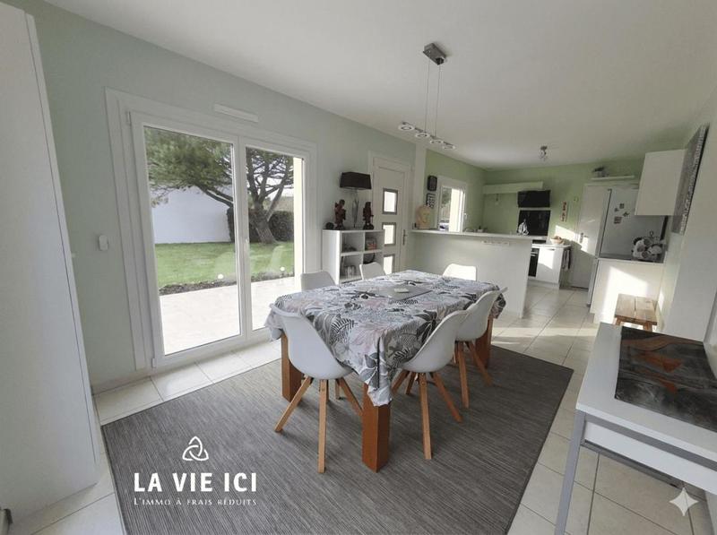 Maison - 90 m² - 5 pièces