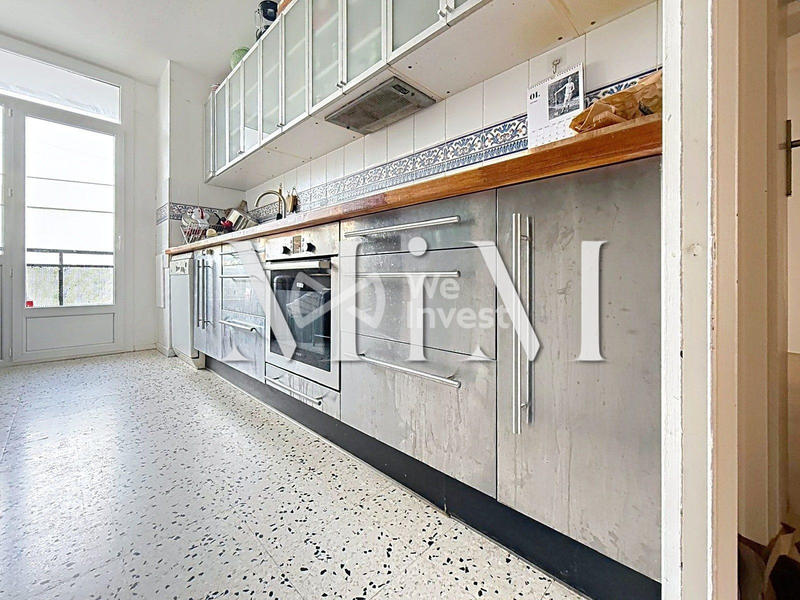 Appartement - 90 m² - 4 pièces