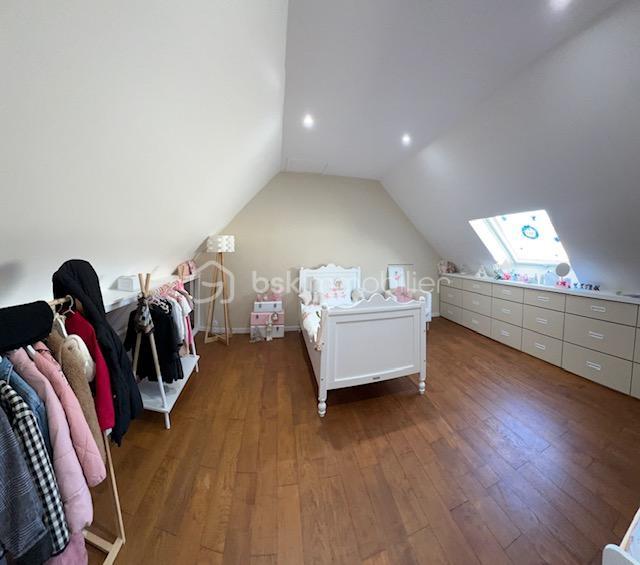 Pavillon - 121 m² - 6 pièces