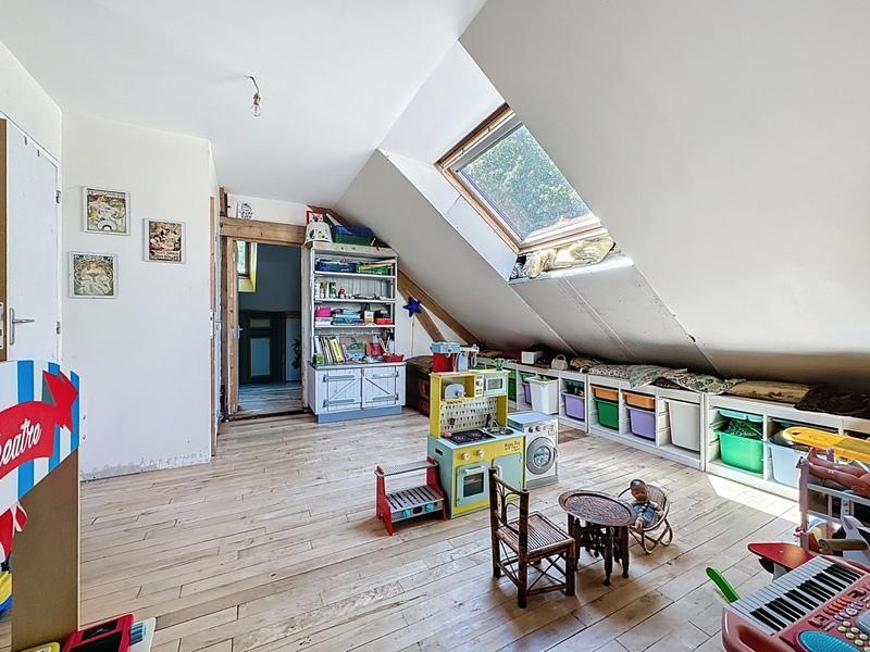 Maison - 114 m² - 7 pièces