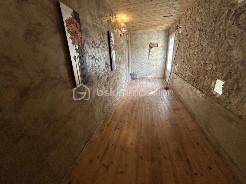 Château - 897 m² - 16 pièces