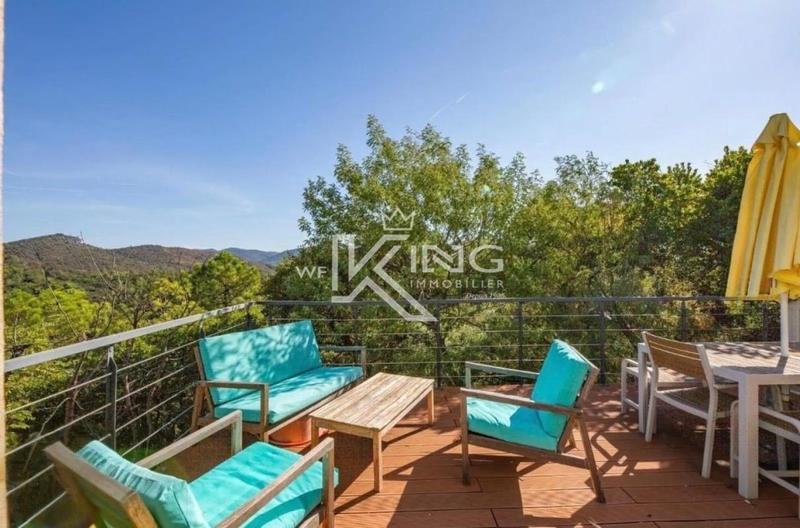 Maison - 127 m² - 5 pièces