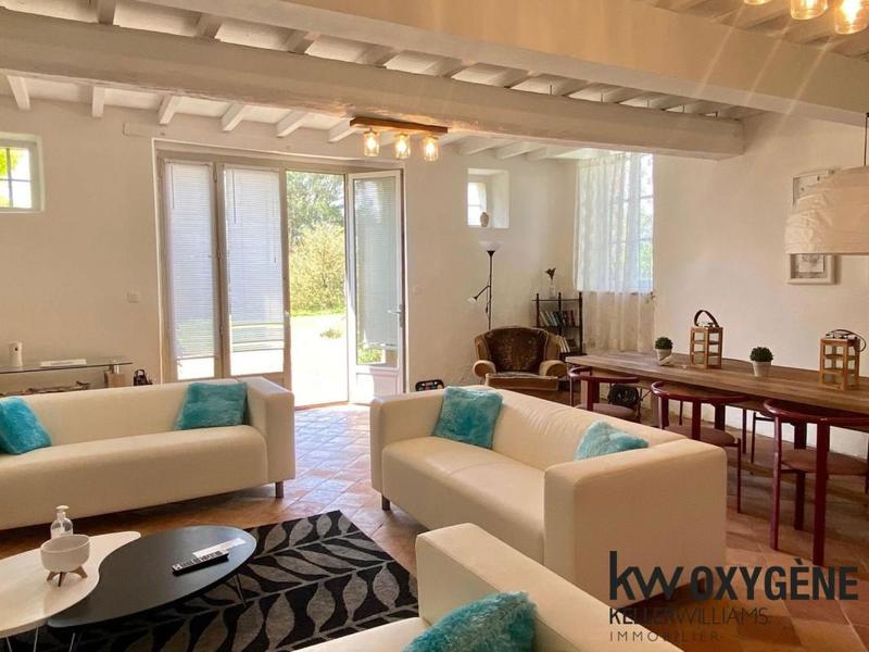 Château - 880 m² - 25 pièces