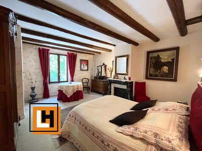 Appartement - 118 m² - 6 pièces