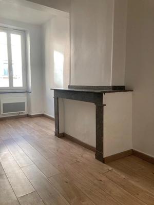 Appartement - 80 m² - 3 pièces