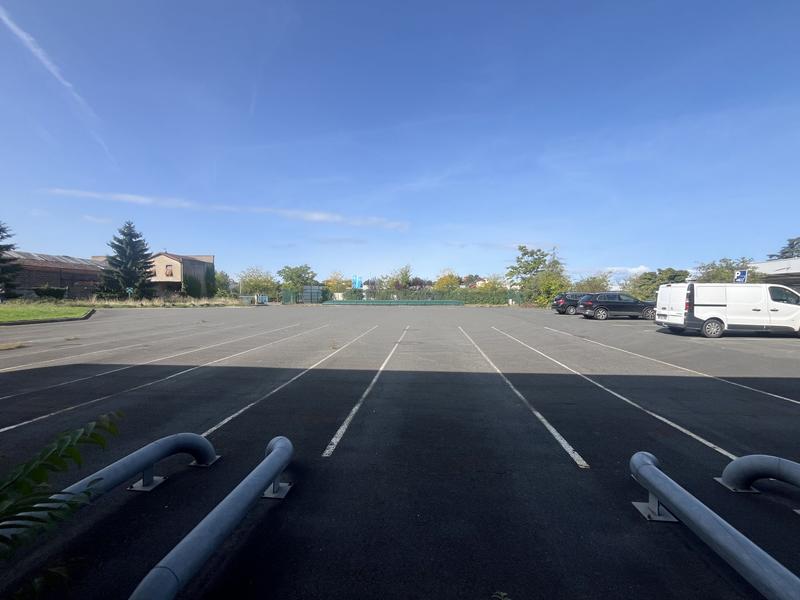 Local d'activités - 6 700 m²