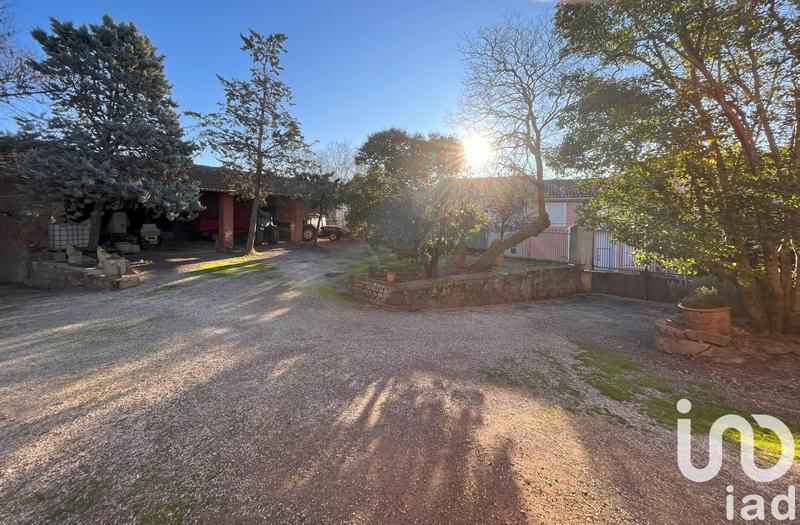 Maison - 321 m² - 12 pièces