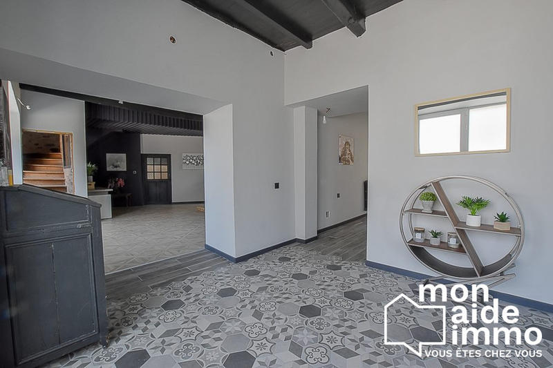 Maison ancienne - 242 m² - 8 pièces