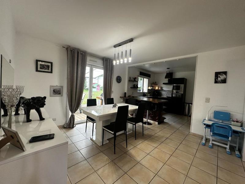 Pavillon - 86 m² - 4 pièces