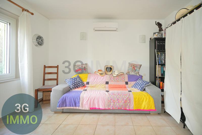 Maison - 167 m² - 6 pièces