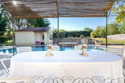 Villa - 200 m² - 7 pièces