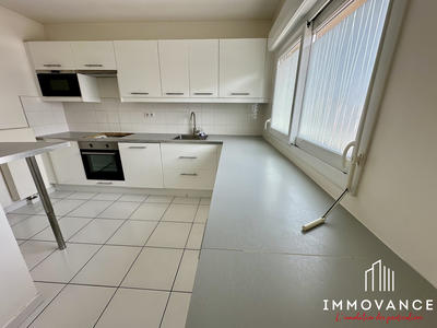 Maison - 82 m² - 4 pièces