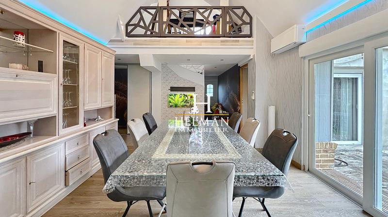 Maison - 201 m² - 6 pièces