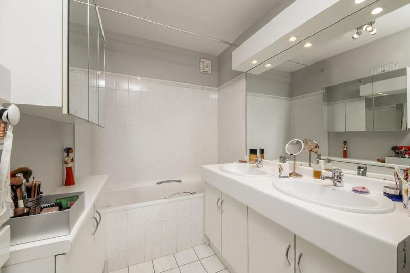 Appartement - 77 m² - 3 pièces